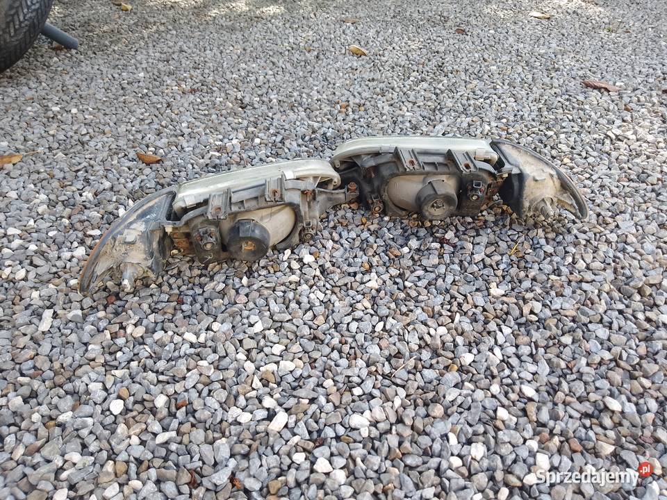 Lampy przód z kierunkami honda Klimontów