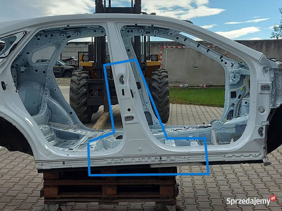 LEXUS RX500H V 5 2023 SŁUPEK ŚRODKOWY PRAWY osobowe dolnośląskie