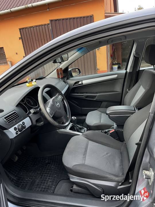 Opel Astra H 16 DOINWESTOWANY bluetooth Sułoszowa sprzedam