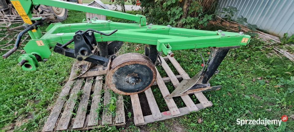 Pług 3 skibowy Bomet lubelskie Sitno