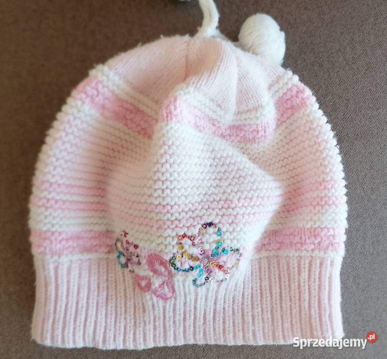 Czapeczka dziecięca pudrowy różCiepłazimowa dziewczynka