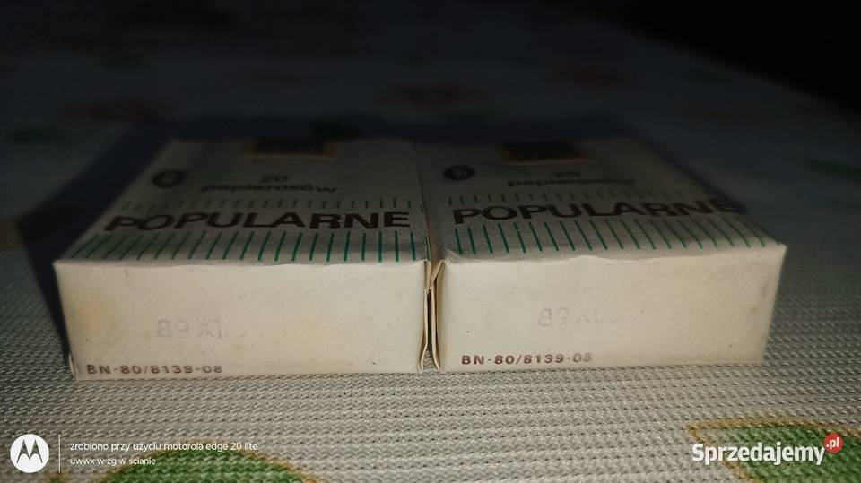 Dwie paczki popularnych stan kolekcjonerski