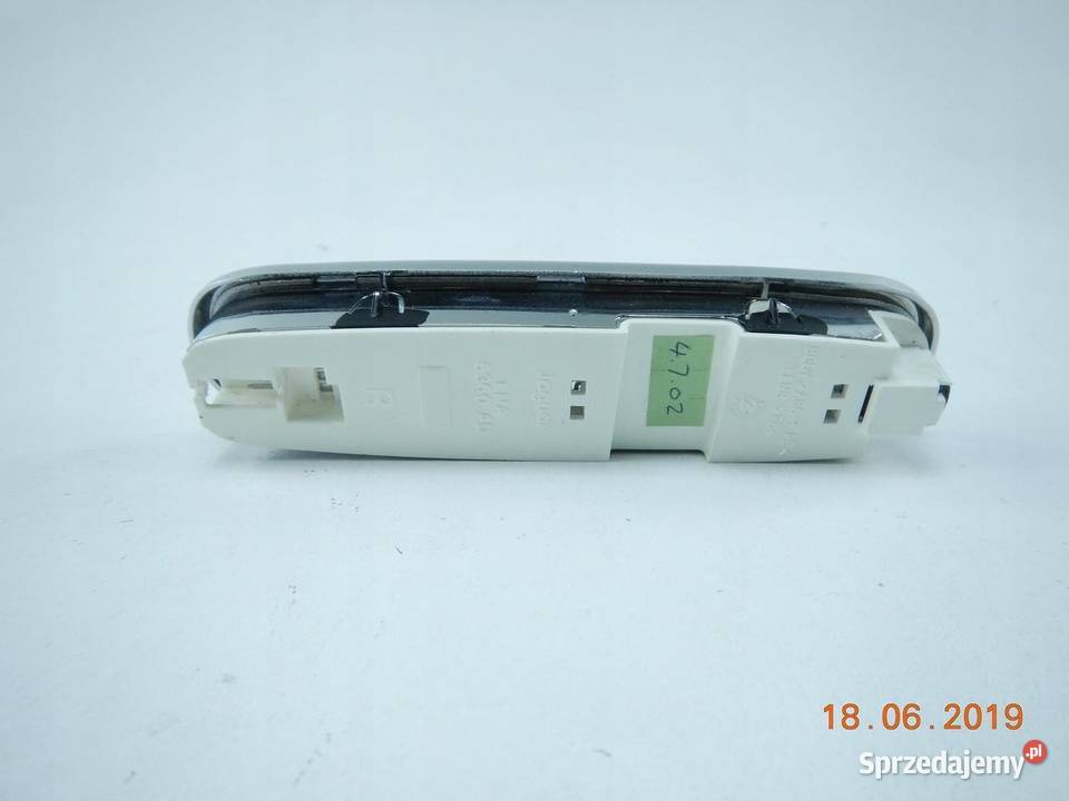 LAMPKA OŚWIETLENIE PODSUFITKI JAGUAR XJR 9503