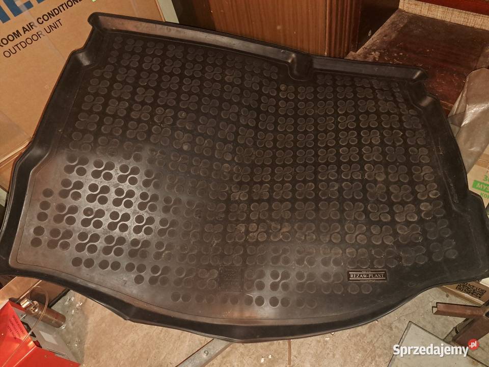 Mata gumowa bagażnika Nissan Qashqai J10 Łaszczów