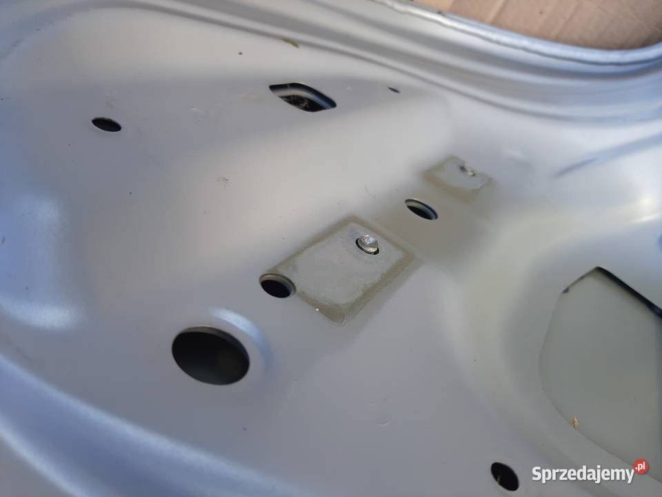 bmw e60 sedan klapa bagażnika lubelskie Strzyżewice