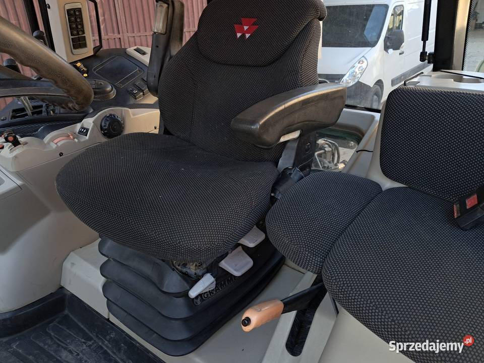 Massey Ferguson 5610 2017r Czulice