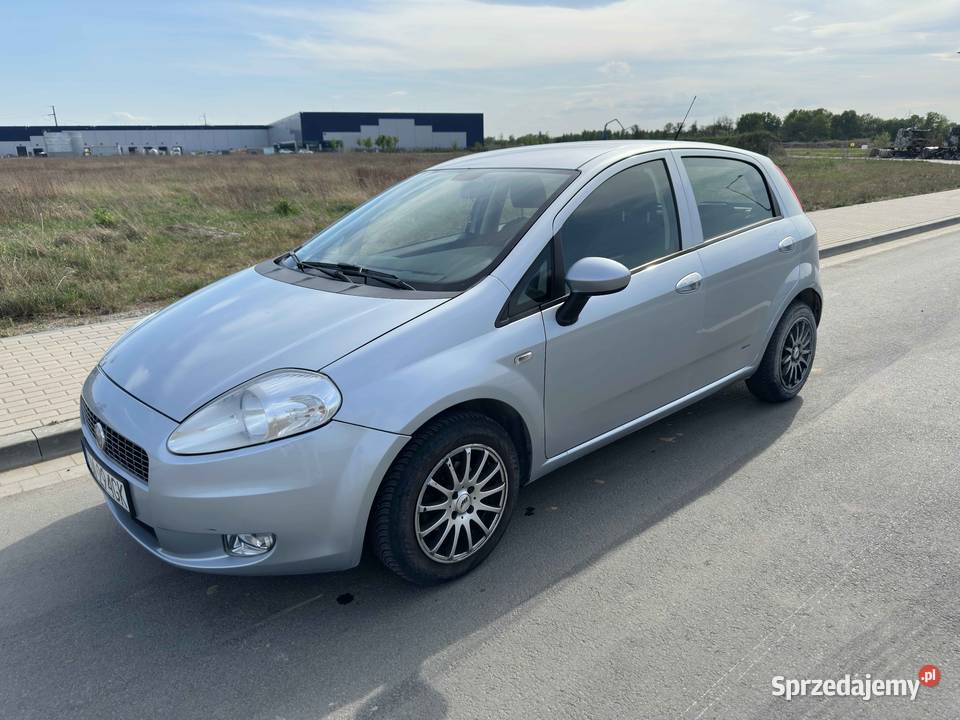 Fiat Grande Punto 14 2008 benzyna autoalarm Krzyków