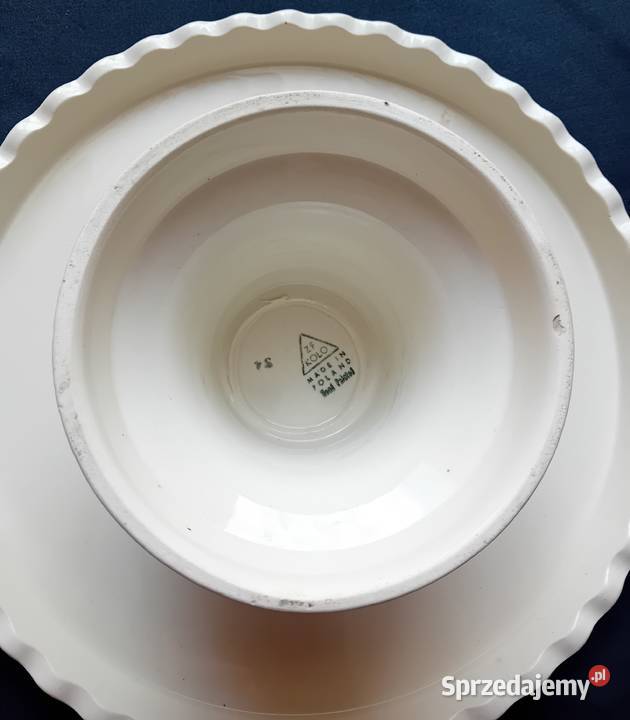 Fajansowa ręcznie malowana patera na stopie ZF Porcelana i szkło wielkopolskie