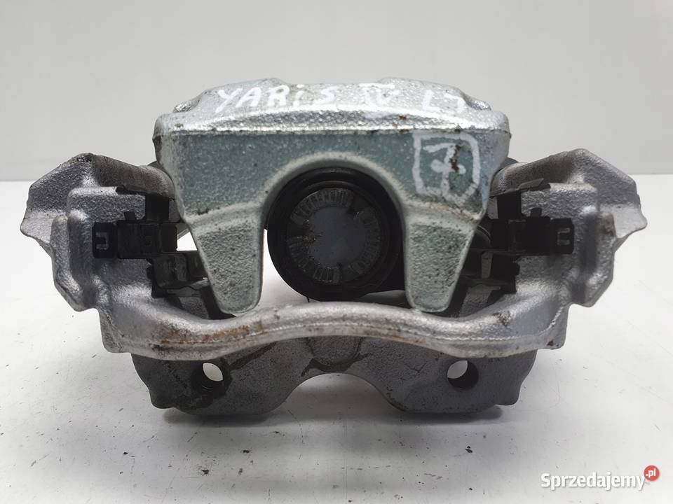 Toyota Yaris IV TYLNY ZACISK HAMULCOWY lewy tył Nawigacje fabryczne Chełm