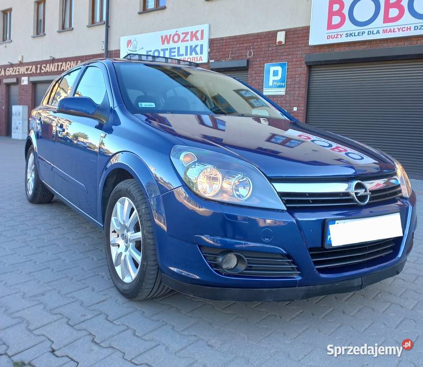Opel Astra H z otwieranym panoramicznym dachem sprzedam