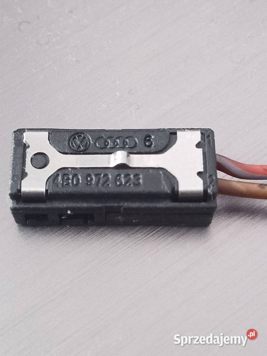 Audi A4 B6 B7 Wtyczka lampki bagażnika Kostka Dębica sprzedam
