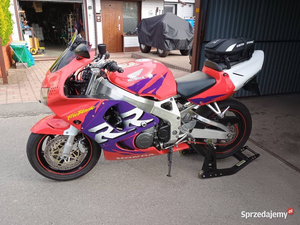 HondaCBRSC33919UnikatPięknaBezwypadkowyKIERABMOry świętokrzyskie Starachowice