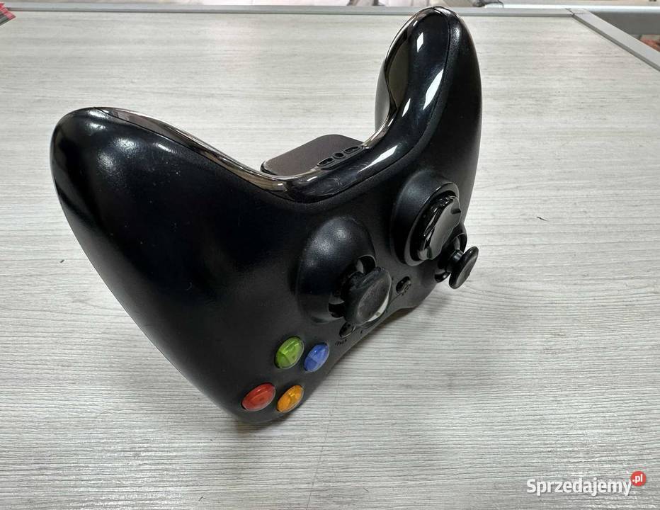 kontroler pad do konsoli Xbox 360 Konsole i automaty Elbląg sprzedam