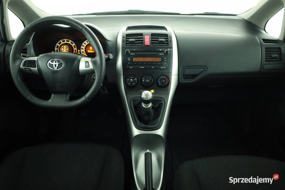 Toyota Auris 16 Valvematic Auris Piaseczno