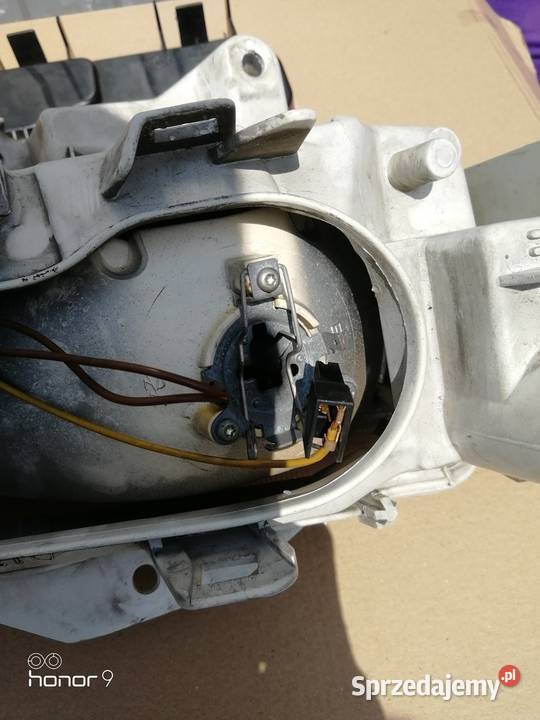 Lampy przednie do laguny I 96r osobowe Koło