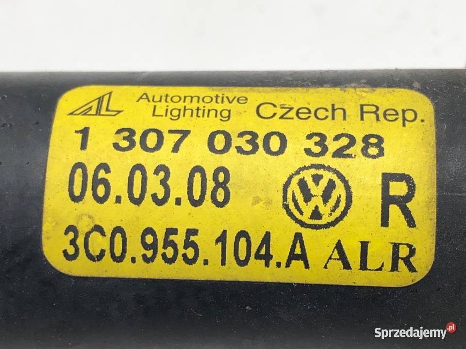 SPRYSKIWACZ REFLEKTORA PRAWY PRZÓD VW PASSAT B6