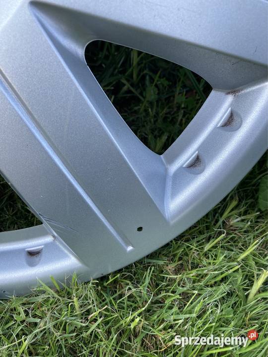 Kołpak uniwersalny Cosmos Ford 15 osobowe mazowieckie Marki