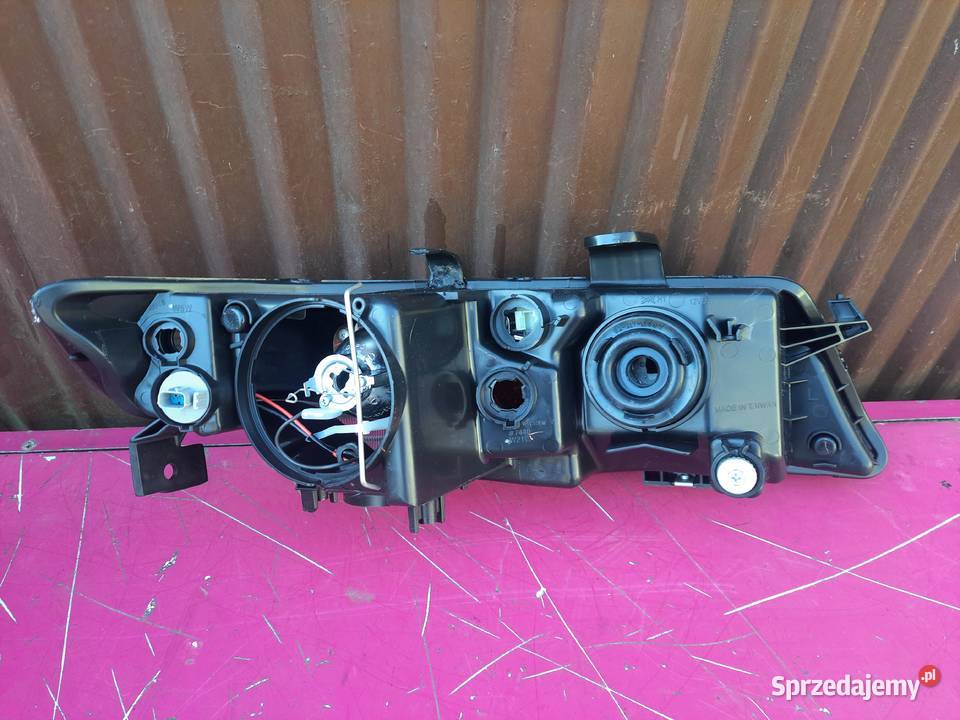 Honda Accord 03r 4drzwi lampa przednia lewa nowa Lampy przednie Pruszków sprzedam