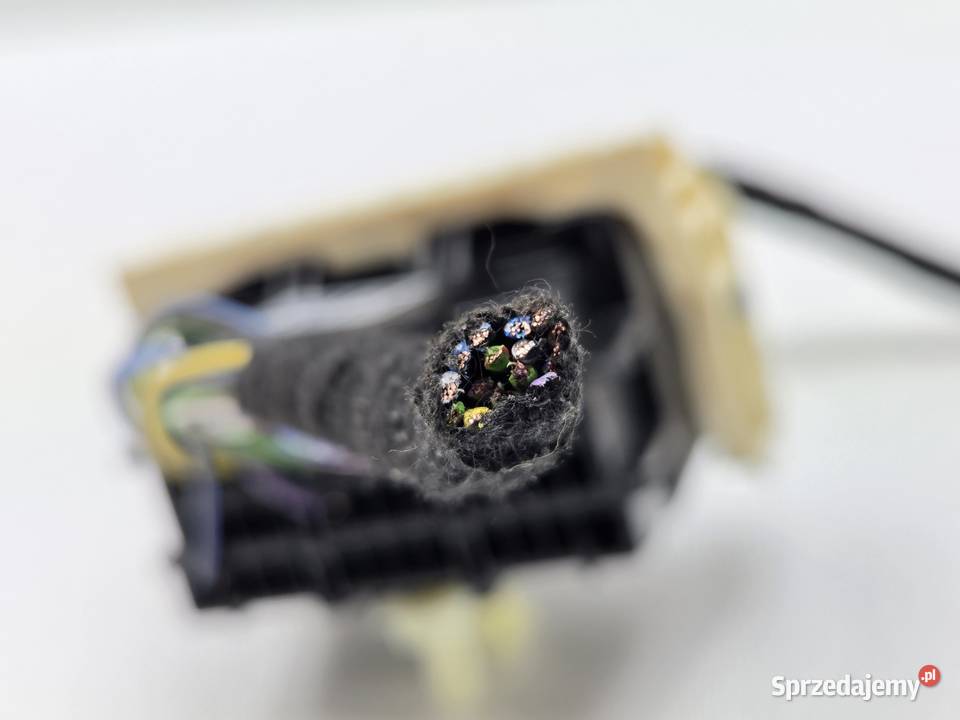 FORD FOCUS MK4 PUMA WTYCZKA Janowice