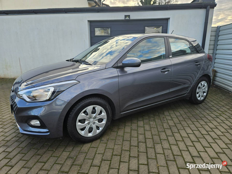 Hyundai i20 12 75 benzyna NOWY bezwypadek Gdynia