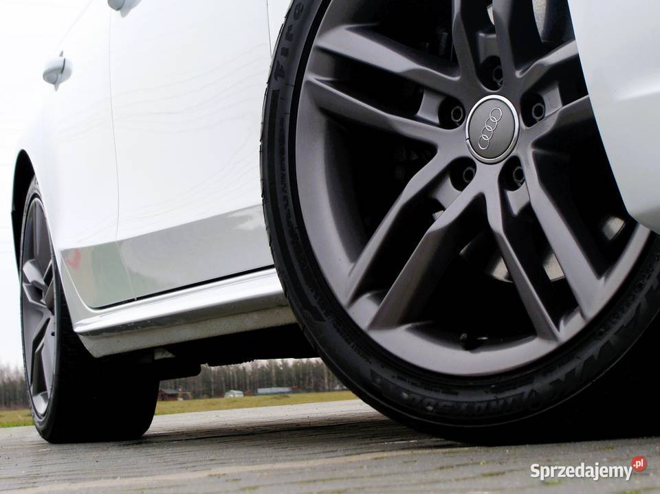 Audi a4 B8 20 TDI 143 manual 2x sline skora s Radom