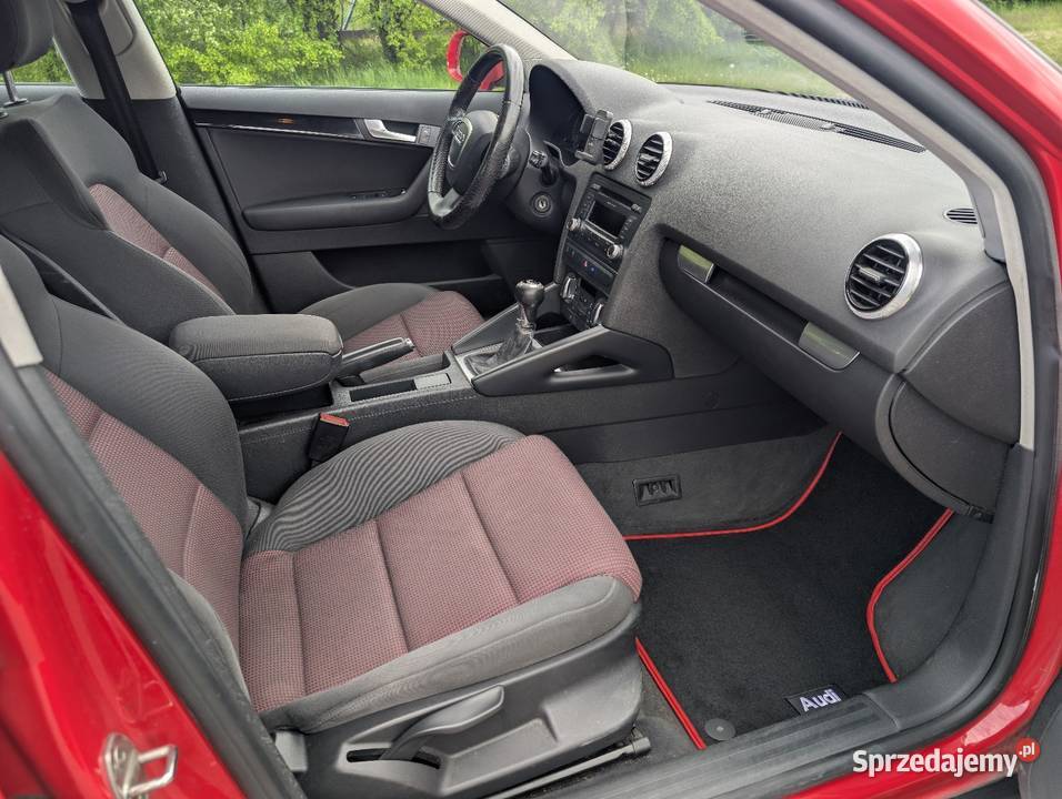 Audi A3 8P LIFT 16 TDI 2 komplety opon Zadbany wspomaganie kierownicy Pruszcz Gdański