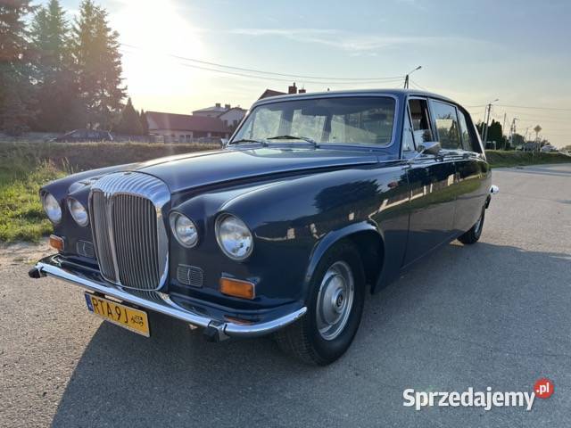 Jaguar Daimler Jaguar Daimler DS420 odpala