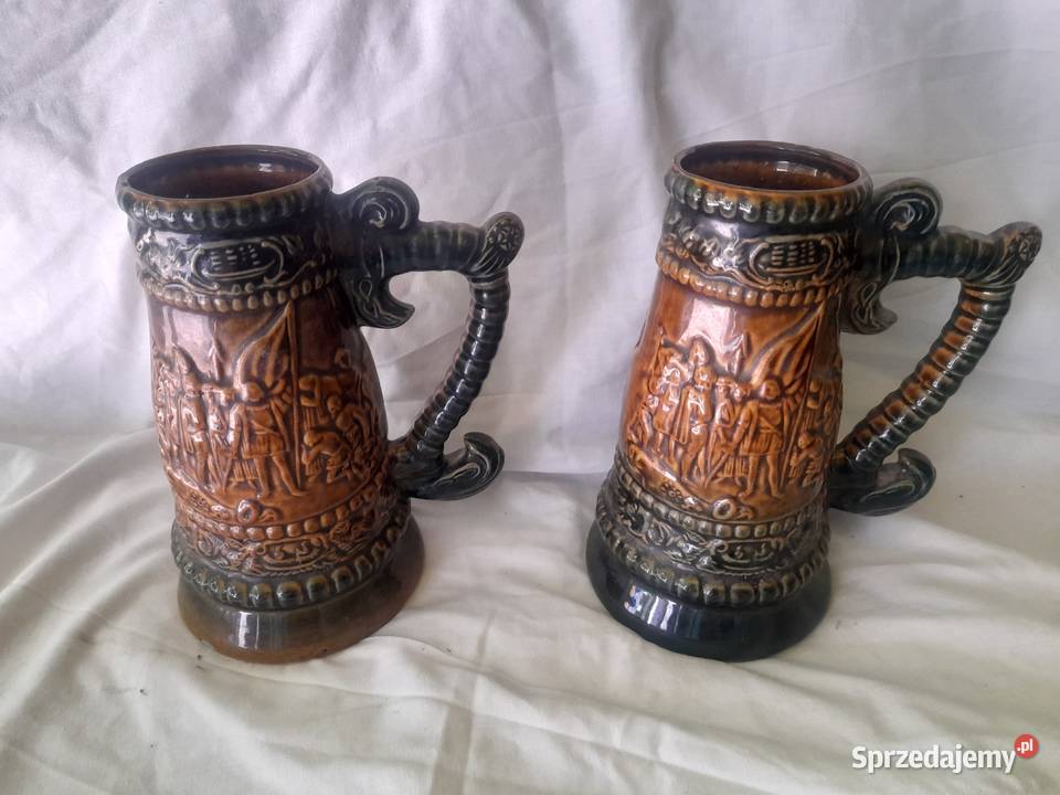 Stare 2 dzbany kufle o wysokosci 20 dolnośląskie Oleśnica