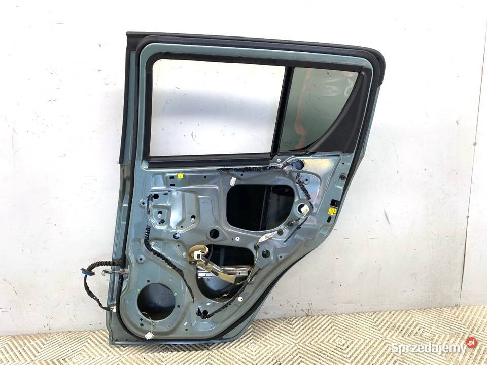 DRZWI PRAWY TYŁ SUZUKI SWIFT IV Hatchback osobowe