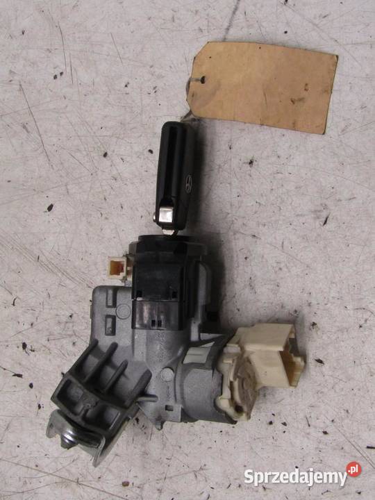 STACYJKA KLUCZYK PILOT KPL TOYOTA YARIS III LIFT osobowe sprzedam