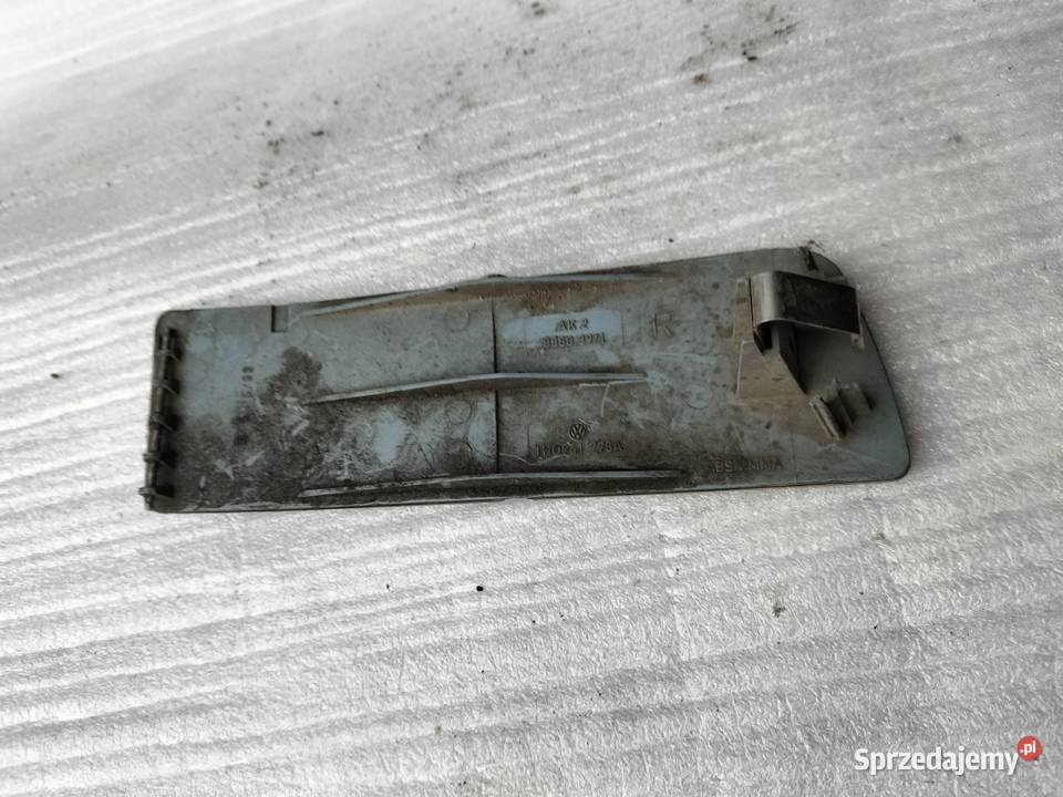 BLENDA ZASLEPKA PRAWA VW GOLF III 3 VENTO Kamień-Kolonia