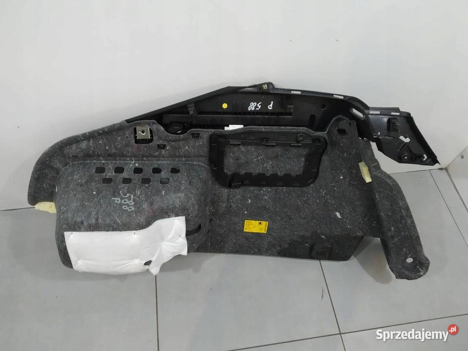 TAPICERKA BOCZEK BAGAŻNIKA PRAWY HB 3P3867428 sprzedam