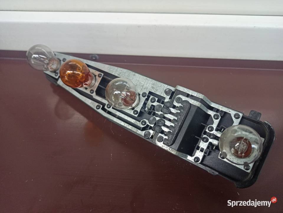 Opel Vectra B kombi Caravan wkład oprawka lampy