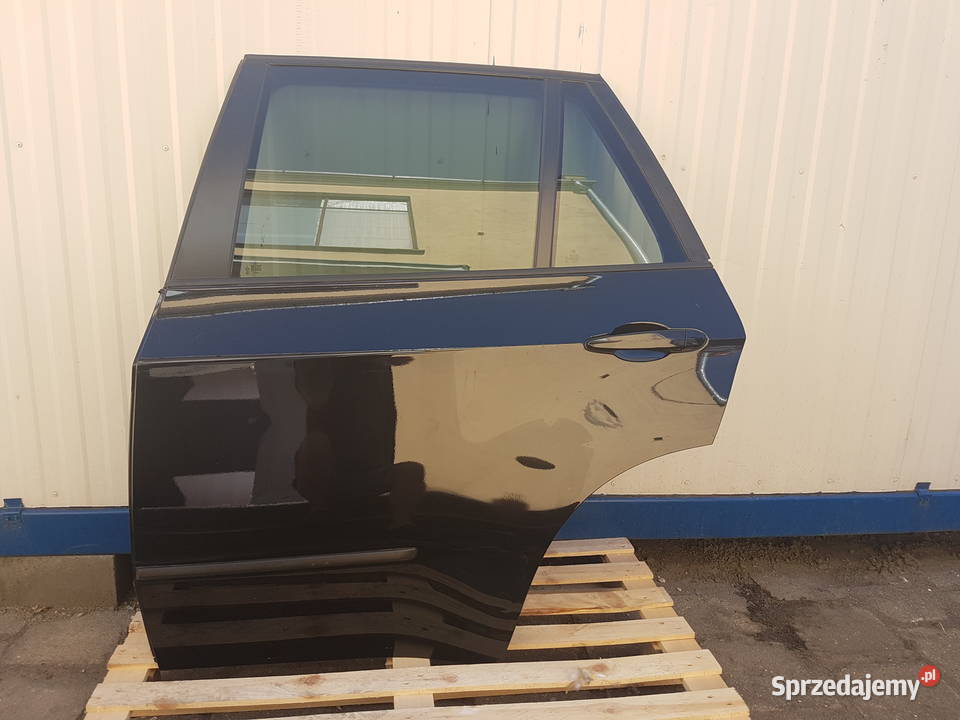 BMW X 5 E 70 drzwi tył lewe czarne Leszno