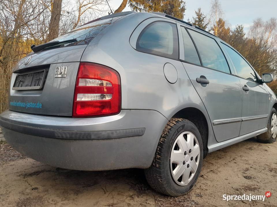 Skoda Fabia 14 benzyna 90 2002r Kombi z de klima wielkopolskie Wronki