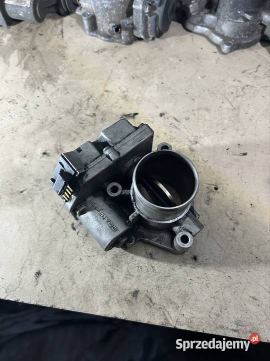 Przepustnica scenic II megane II 19 dci Przepustnice