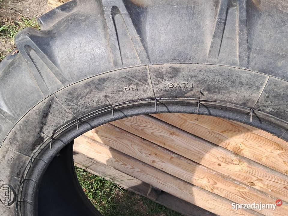 Opony do c330 t25 Rawa Mazowiecka sprzedam