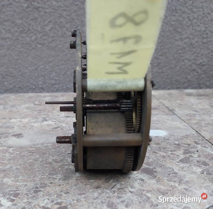 M178 Mechanizm starego francuskiego zegara Japy Tczew
