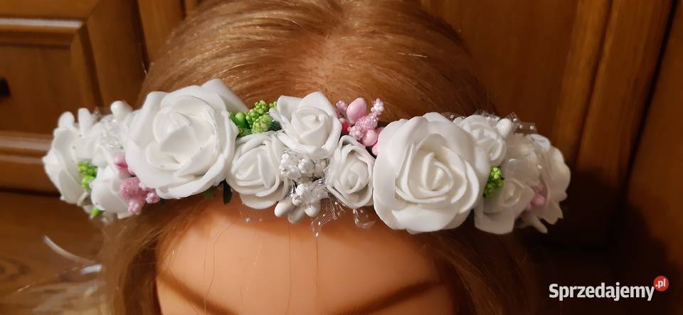 Wianek komunijny biały mazowieckie Borów