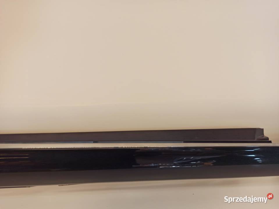 MERCEDES W205 A2056900840 LISTWA PROGOWA PRAWA Listwy i nakładki sprzedam