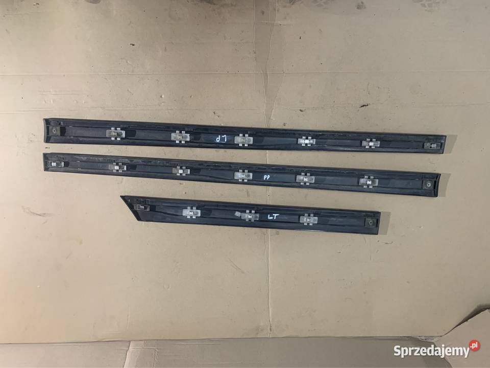 Listwa drzwi lewa prawa mercedes c w203 Drzwi sprzedam
