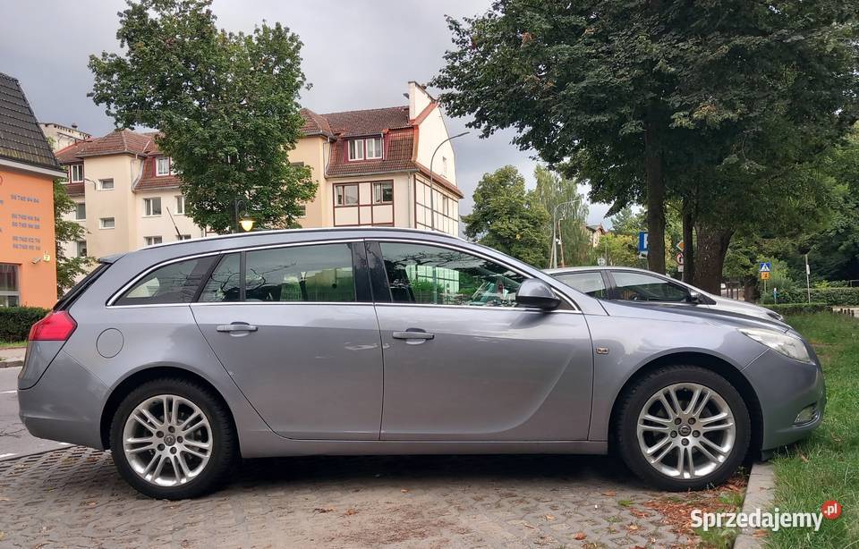 Opel Insignia 2009r niski przebieg 124 bagażnik Gdańsk