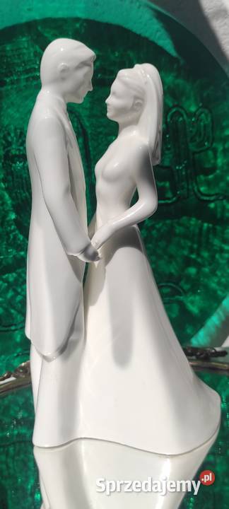 Coalport figurka z serii Moments By Coalport Pabianice