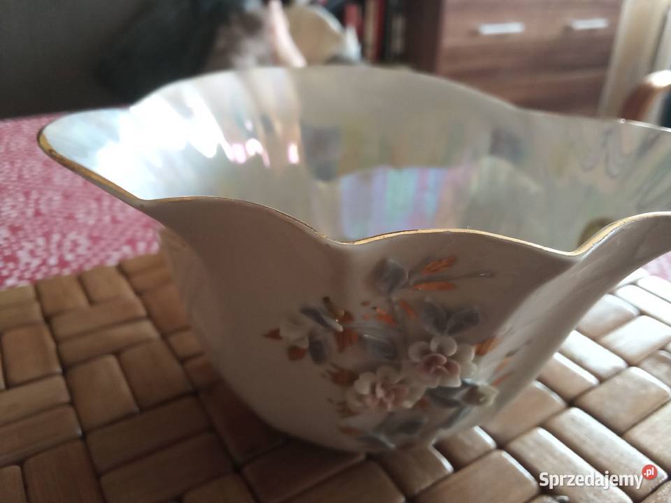 Prl bomboniera iryzowany cienka porcelana Fenix Ceramika i szkło Łódź sprzedam