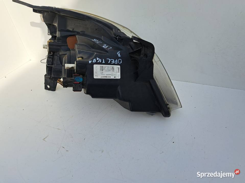 OPEL TIGRA B LAMPA PRZÓD PRZEDNIA LEWA EUROPA Lampy przednie Słowikowo