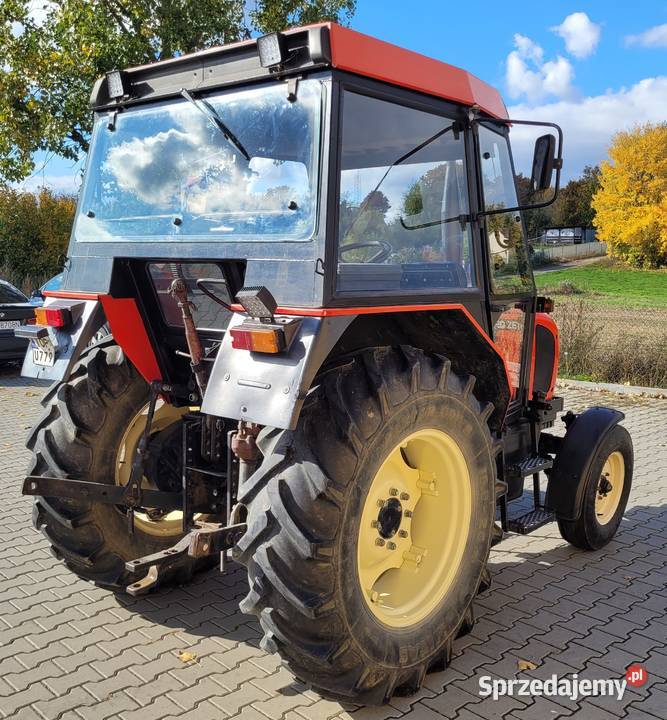 Zetor 3320 2003 r 1 właściciel stan Rolnictwo Opatów