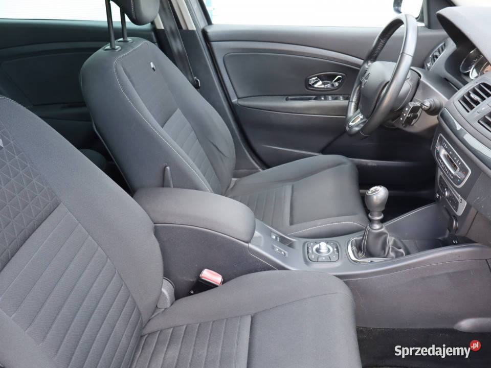 Renault Megane 15 dCi światła przeciwmgielne Megane mazowieckie