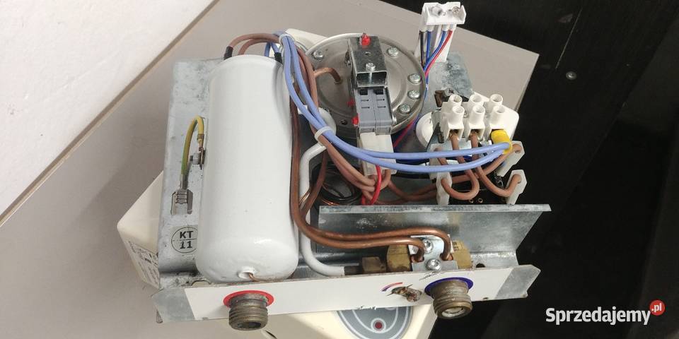 Elektryczny przeplywowy podgrzewacz wody Amicus Słupsk