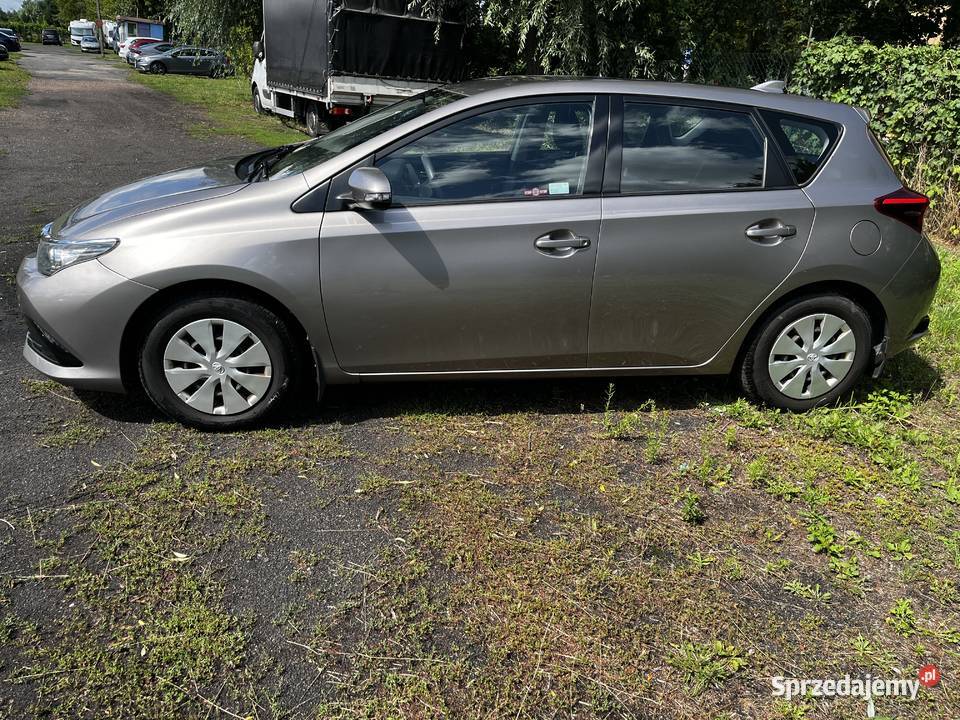 Toyota Auris 2015 Poznań