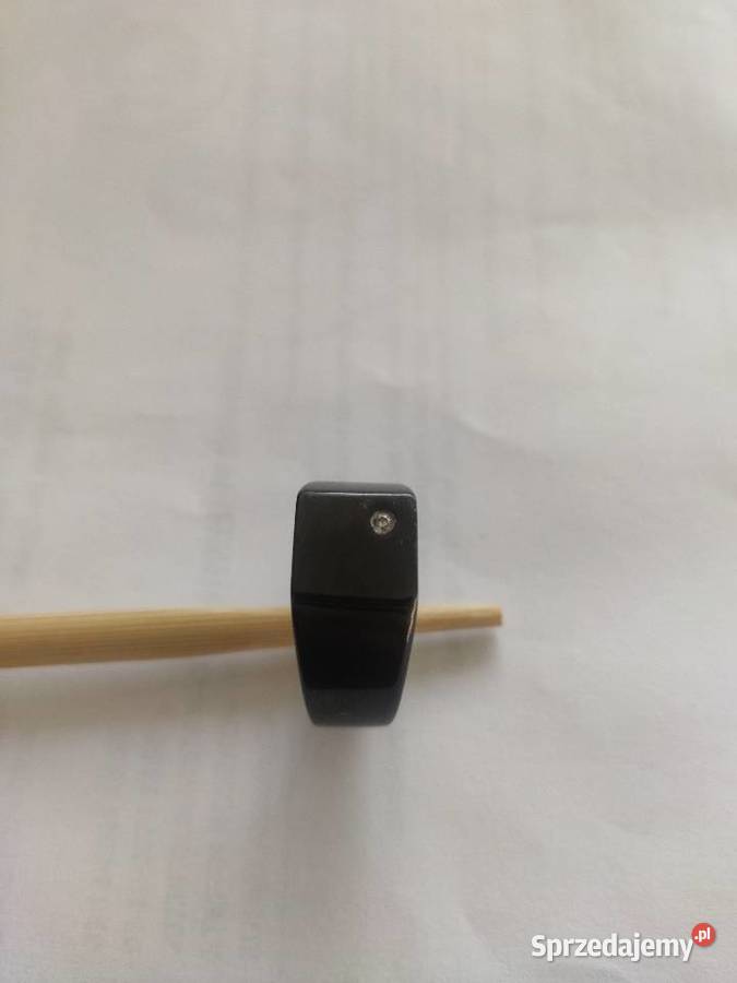 Sygnet z ceramiki z cyrkonią Zabrodzie